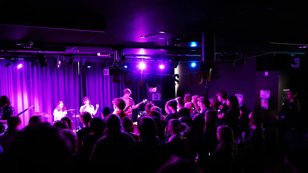 Odödlig poesi och drömsk musik