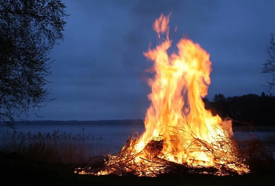 Eldceremoni