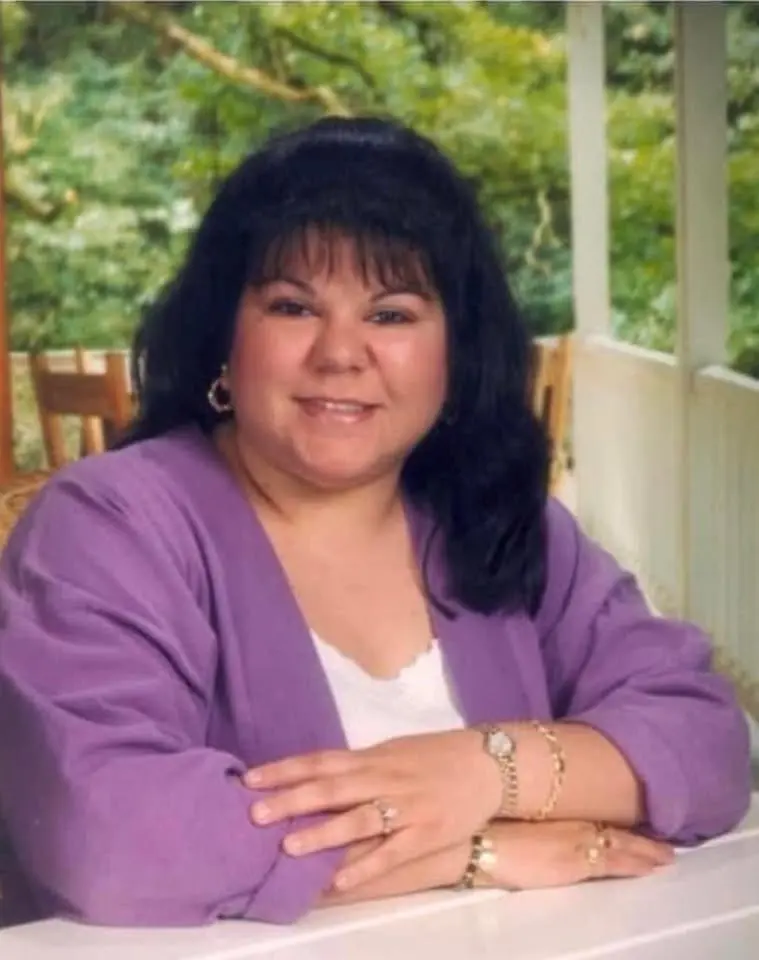 Food Pantry in memory of Lisa Branco Bellavance