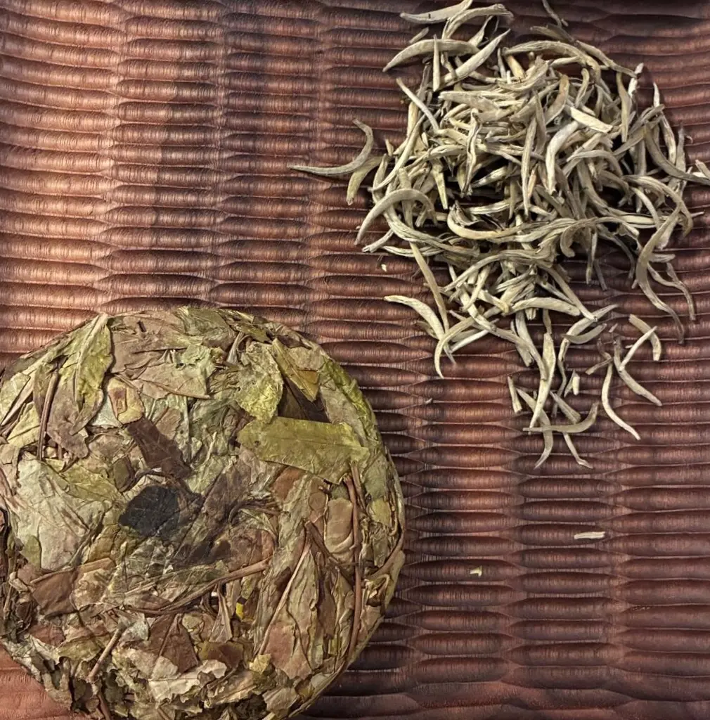 #52 White Tea served Hot and Cold