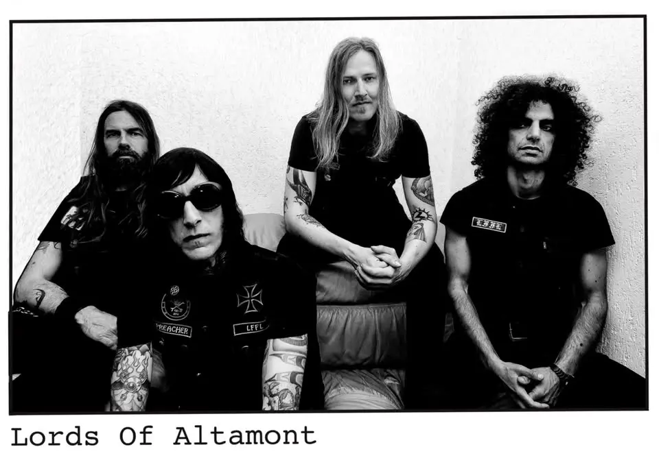 Siste Reis-festivalen: Lords Of Altamont + Cocktail Slippers + Jonas Abrahamsson