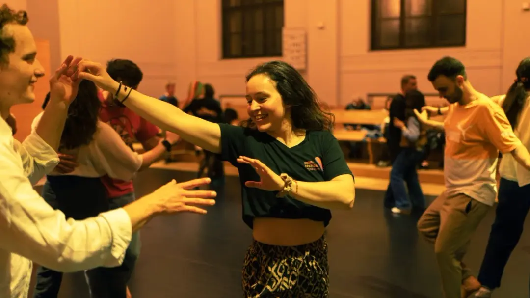 Forró INDOORS🕺 #1 Latin Social Dancing for Beginners
