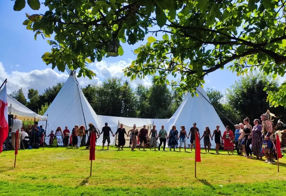 POWWOW 2026 - indiansk dansefest med storslåede trommer