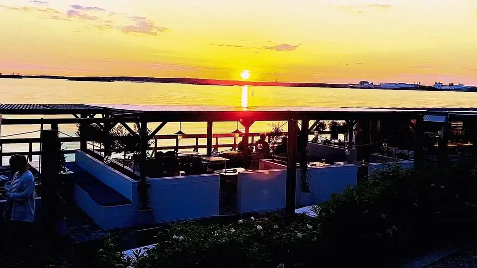 Sunset Dj Lounge @ Havsbaren - Långedrag Värdshus