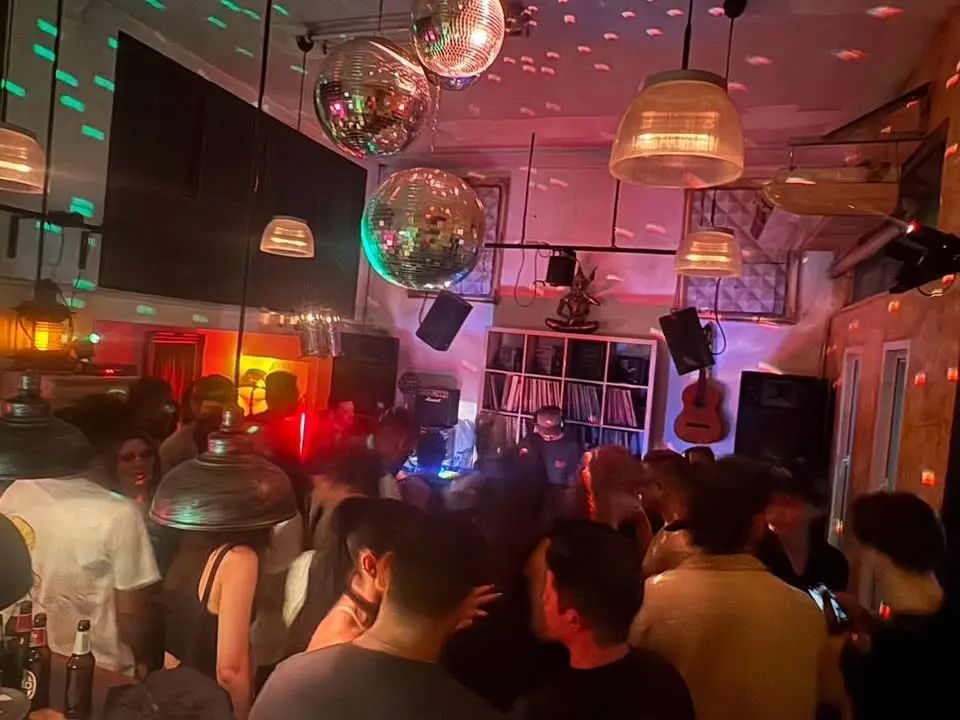 Monday Night: Minimal&Techno Vinyl Sessions by plazdj