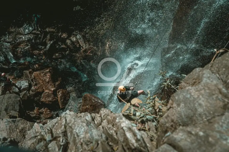 SUN 12/07: CANYONING ΣΤΟΝ ΑΡΑΠΗ ΣΤΟΝ ΟΛΥΜΠΟ! 