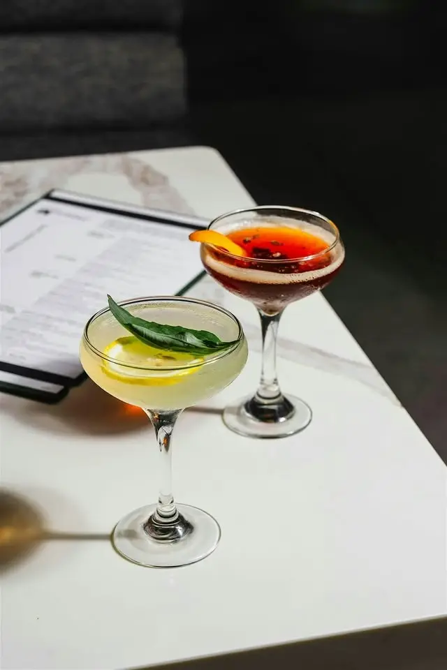 Feel Good Friday – Drinks & Bites Overlooking the Manhattan Skyline