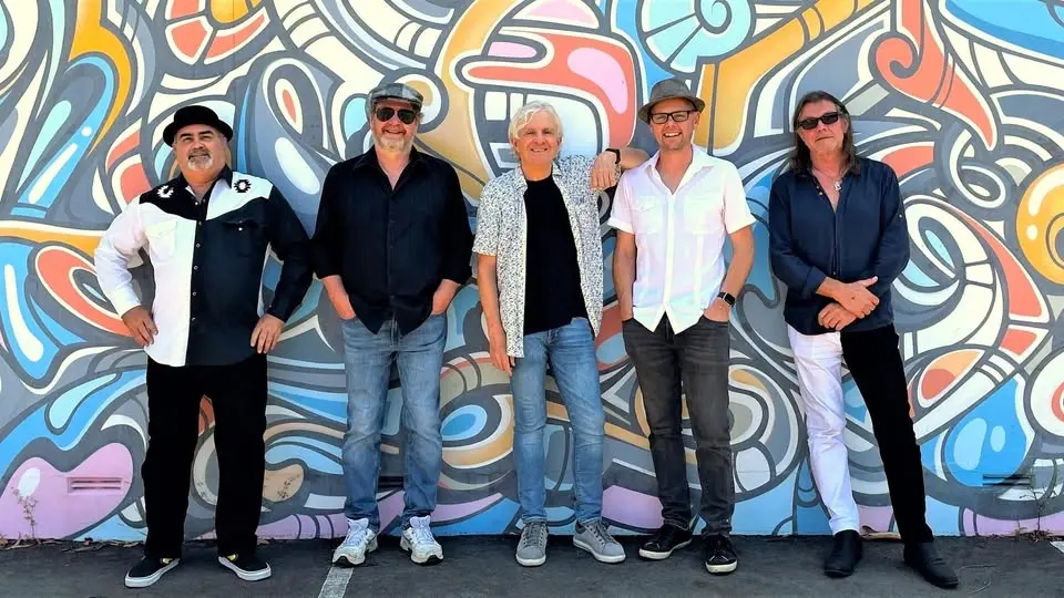 Another Headliners Sunday Session at the Kauri!