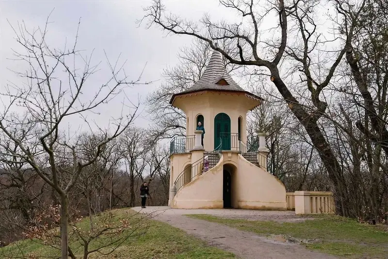 Ze Šmukýřky na Cibulku