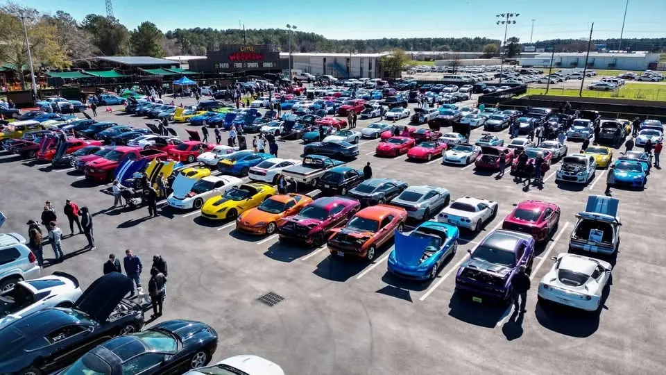 Houston Cars and Cocktails host Domestic Face-Off @ Little Woodrow's (Tomball)