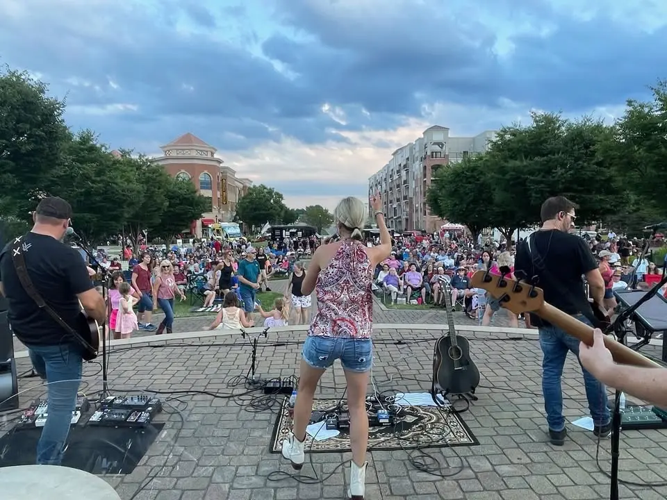Michelle Robinson Band Takeover the Square