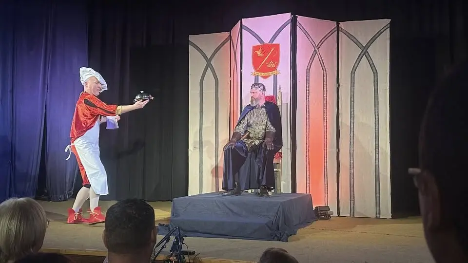 Šašek a jeho král - Divadlo na zámku