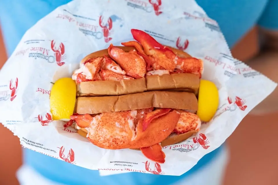 Cousins Maine Lobster at One-Two Park Ten