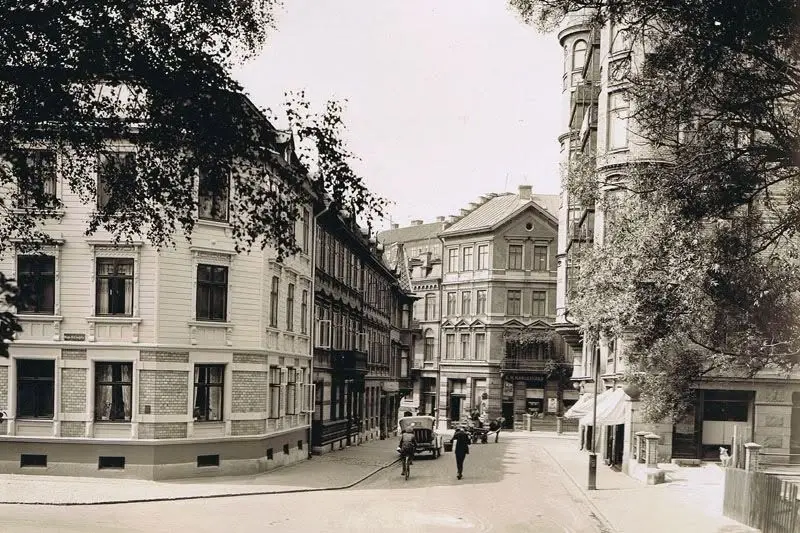 Annedal - från ängar till bostader (stadsvandring)