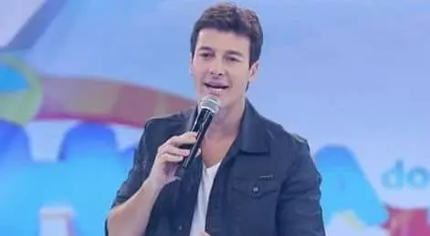 o meu sonho era ser filha da Cris consideração e meu sonho comemorar meu aniversário de 15 anos