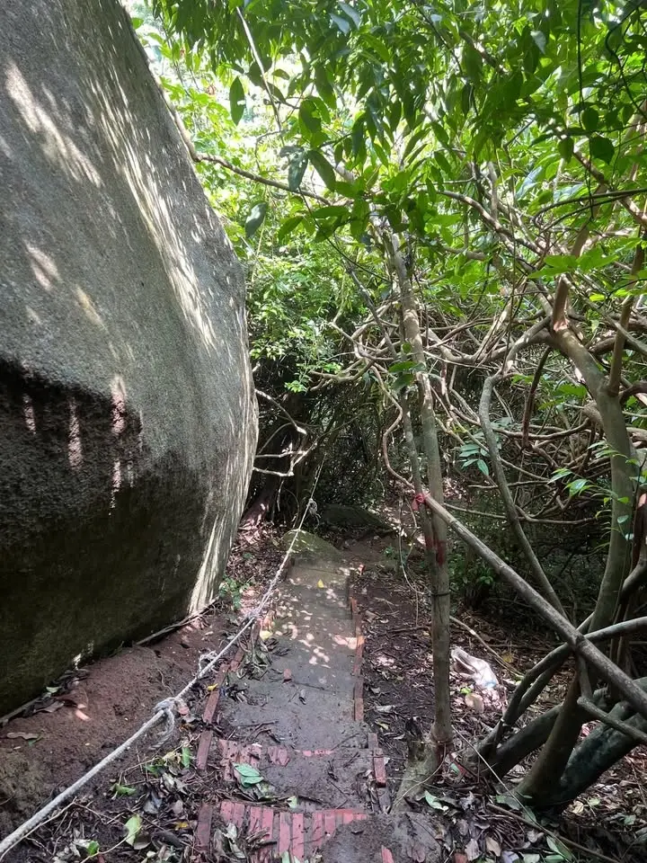 4A: Minh Đạm Mountain! A Spiritual Journey Ascending The Mountain