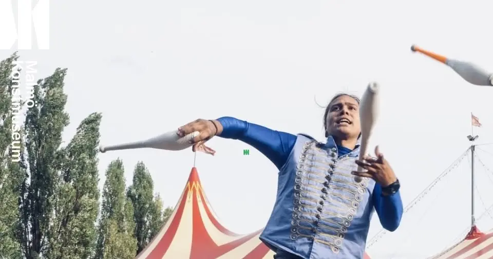 Prova på cirkus - jonglering och objektmanipulation