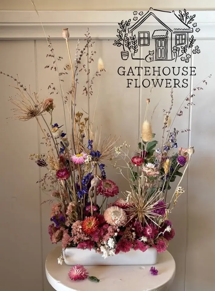 Gate House Flowers - Winter Dried Flower workshop