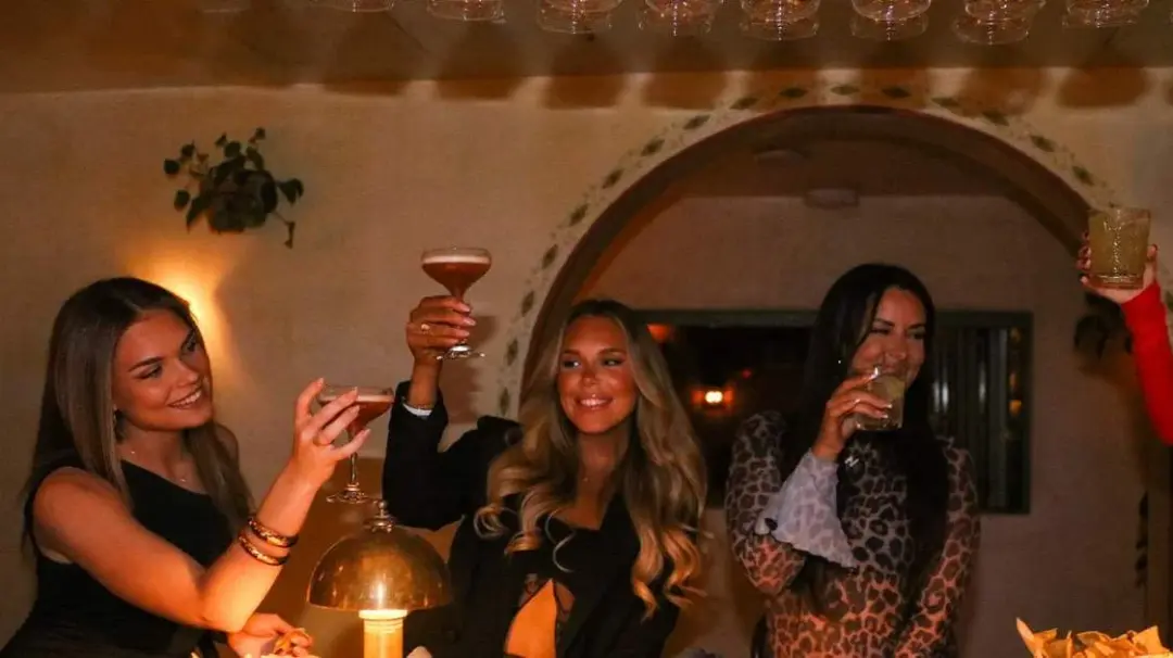 🍸 The Hideaway Social – LA’s Best Kept Secret
