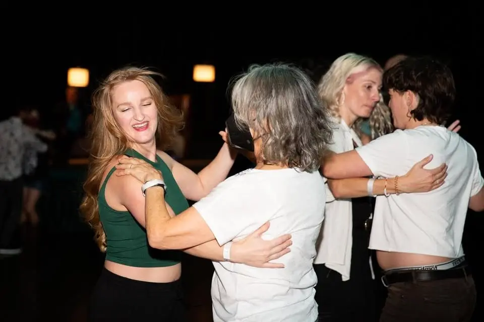 3rd Sunday PULSO Práctica for Queer & Trans Dancers + FREE Beginner Drop-in Lesson