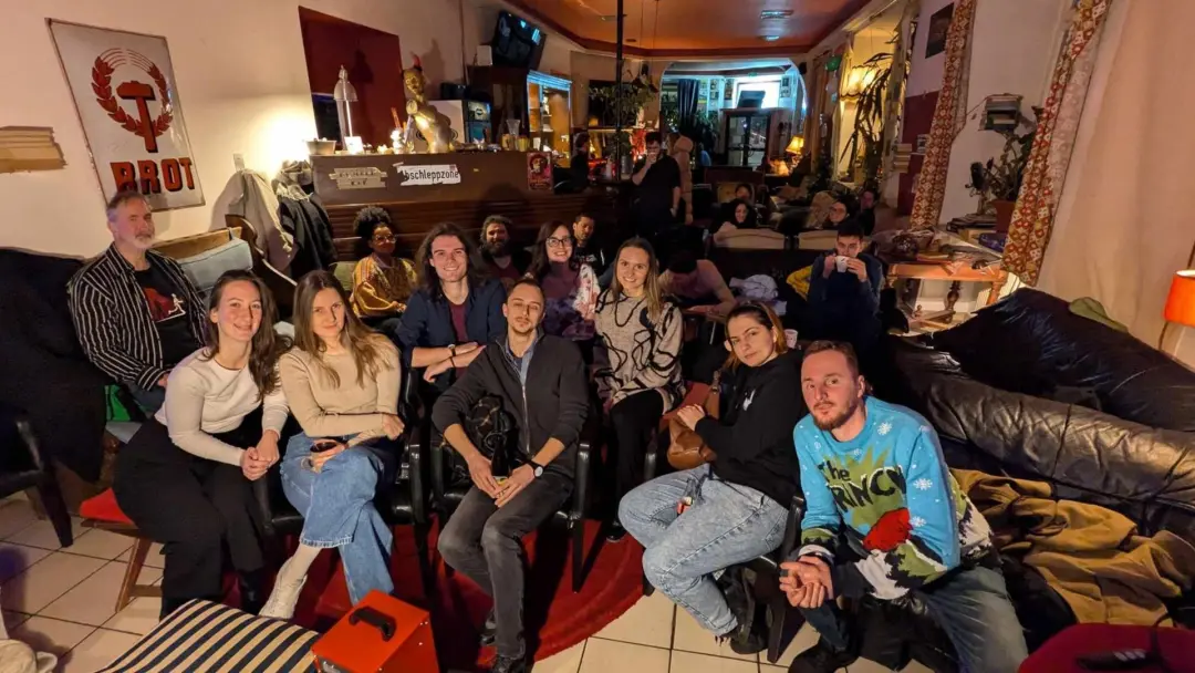 powerpoint karaoke' How to be Austrian