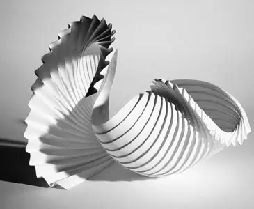 SWEDIGAMI–Networking Through Origami ritual 