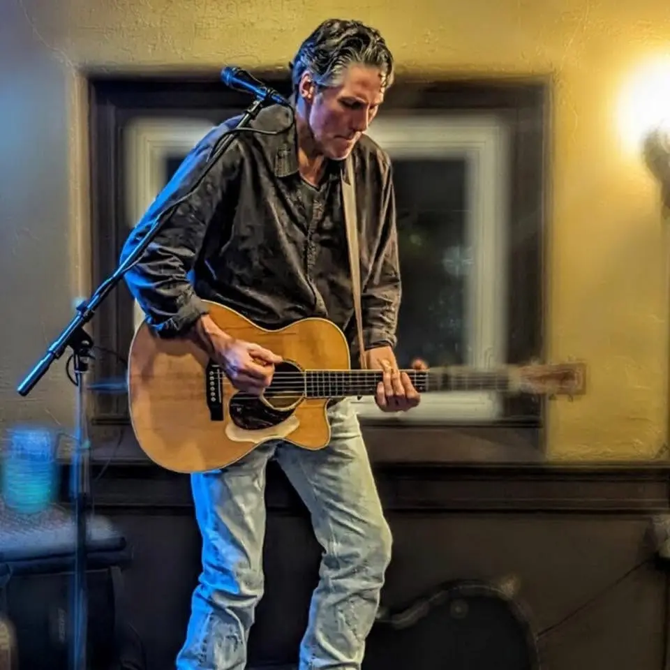 Live Music with Dave Mcgrath