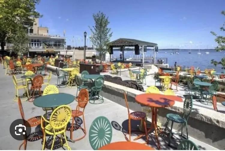 Sketch Together at Memorial Union Terrace