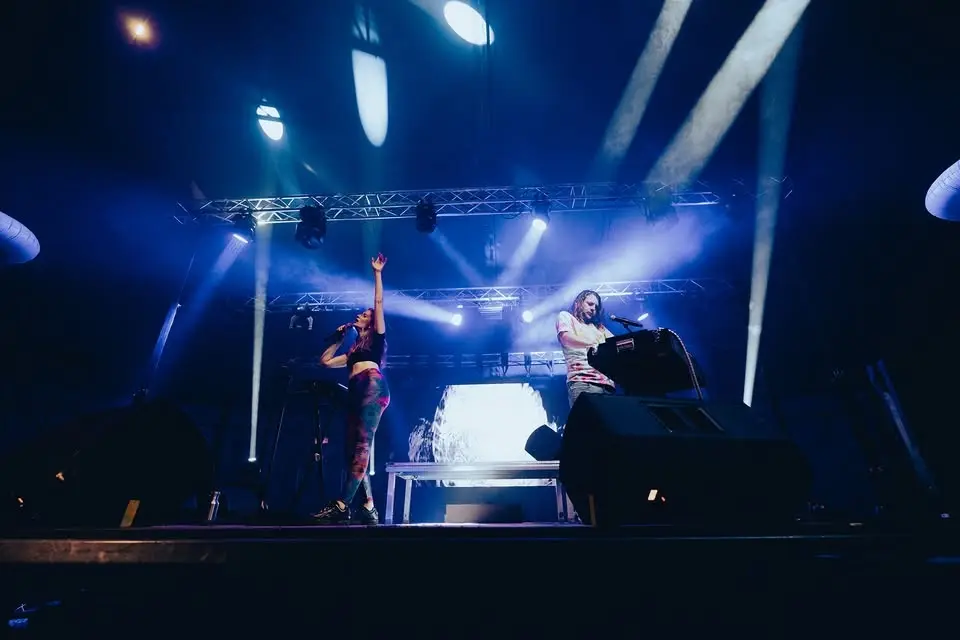 Danse Machine Volume : Soirée Années 90 à La Chaumière 💿