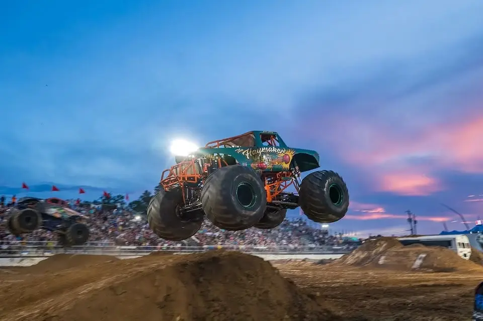 RENEGADE MONSTER TRUCK TOUR - WEDNESDAY NIGHT
