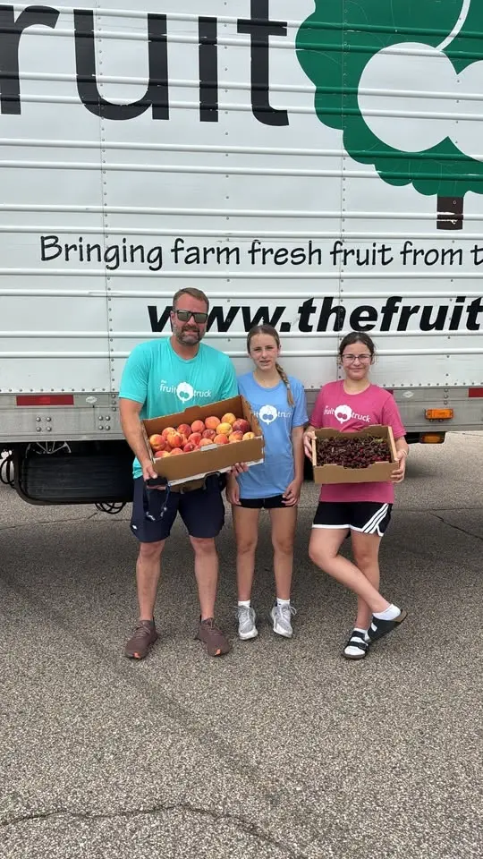 Springdale AR 🍑Georgia Peaches & Dark Cherries Truckload Sale🍒