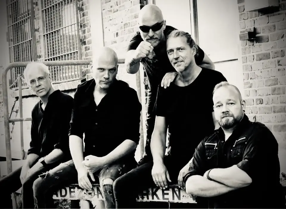 Die Sommer-Rock-Party mit DeVille Del Mar