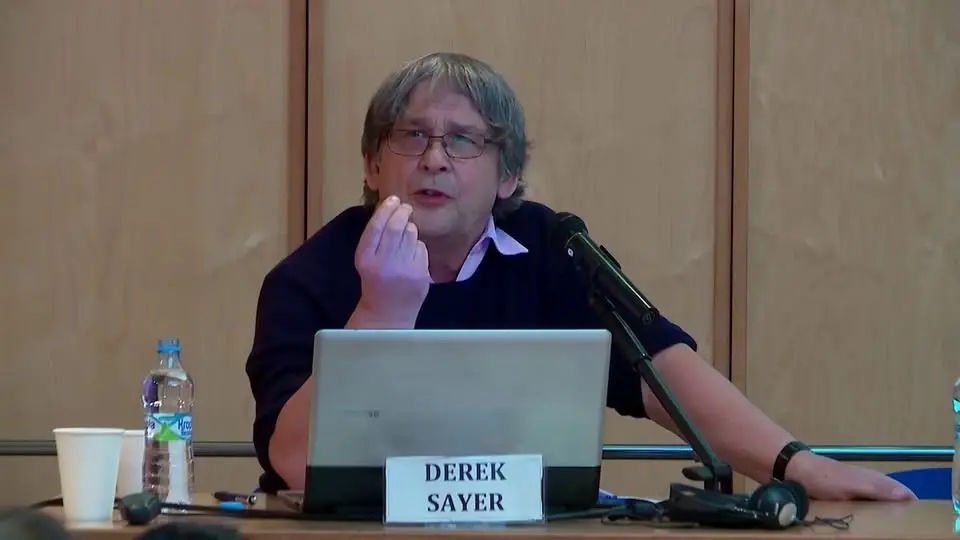 S Derekem Sayerem nejen o Pohlednicích z Absurdistánu 