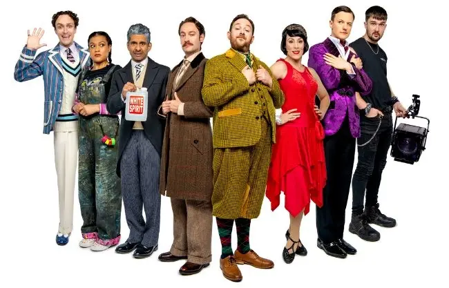 The Play That Goes Wrong at New World Stages: Stage 4