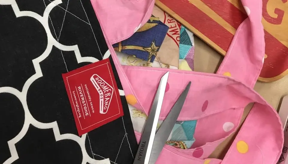 Sewing Bee - Boomerang Bags Riverstone