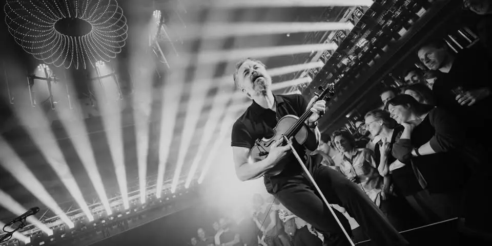Holy Wave | PAARD, Den Haag