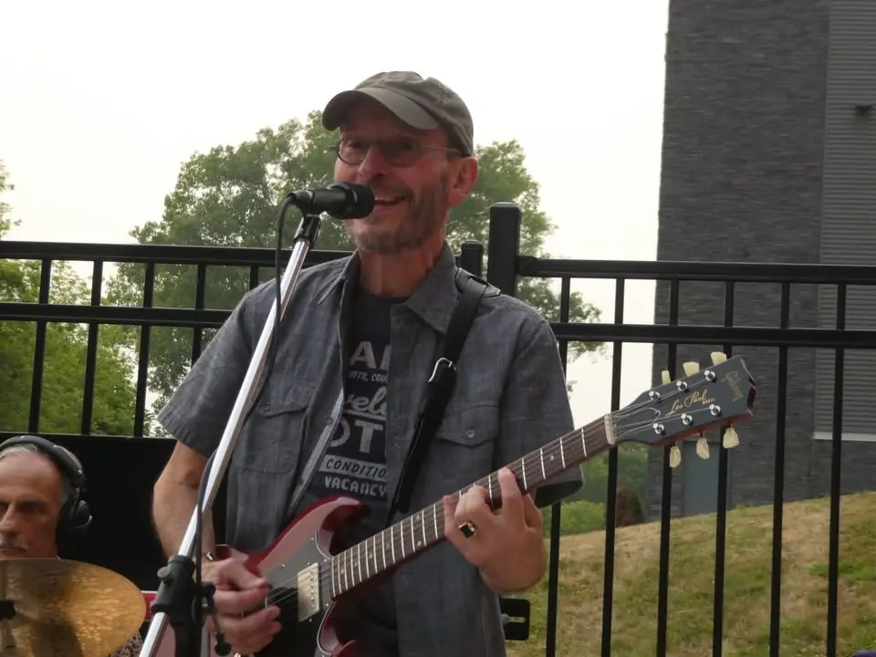 Mark Shanahan (Solo)