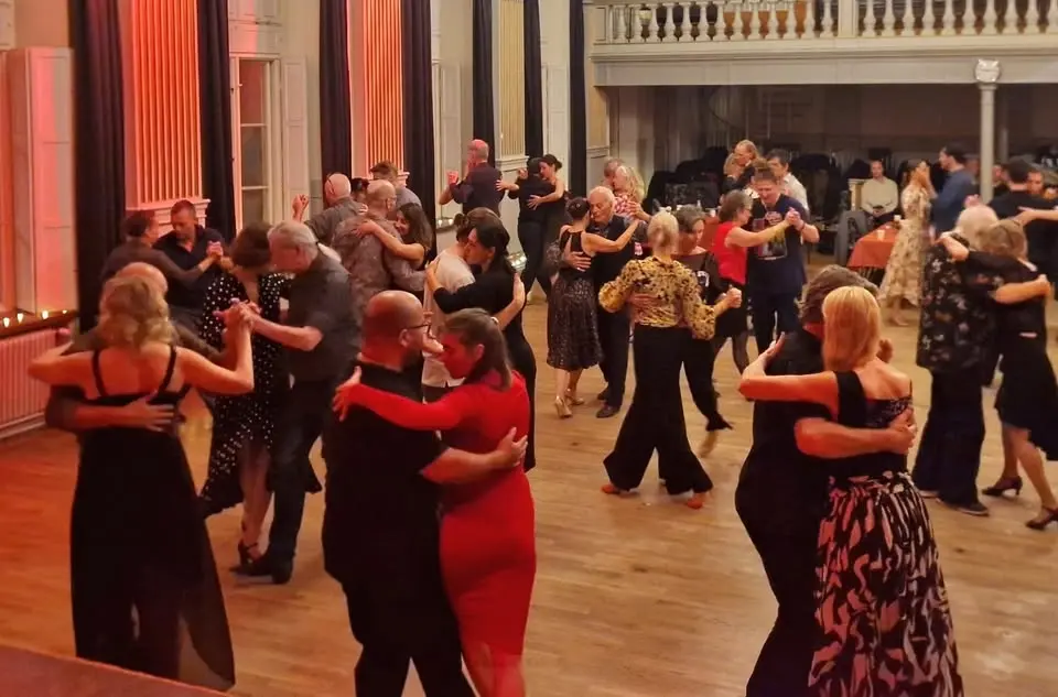 Tango Brujo 28 juni med tdj Niels Larsen! LOPPIS! 😍