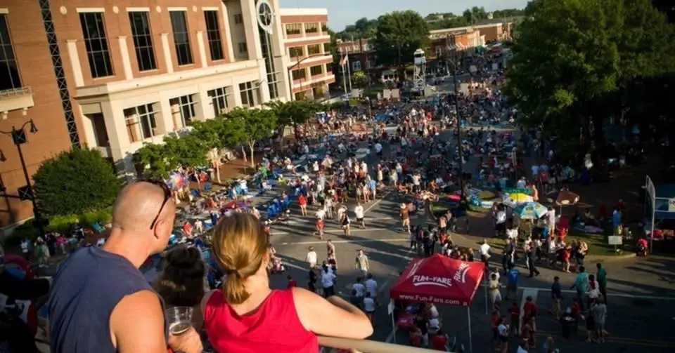 Bird's Eye Parade Viewing