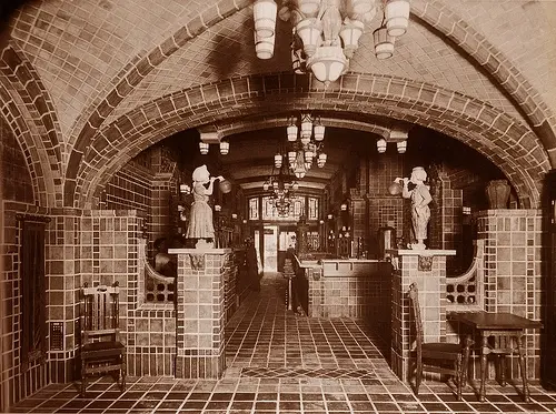 Know Your Downtown LA: Bradbury Building, Basements of Yore, Dutch Chocolate Shop