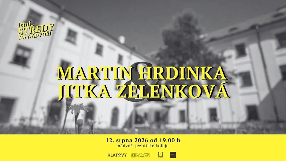 Martin Hrdinka a Jitka Zelenková na nádvoří