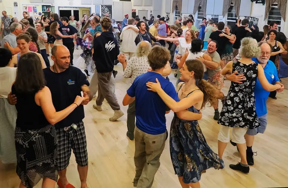 Montpelier Contra Dance with Luke Donforth