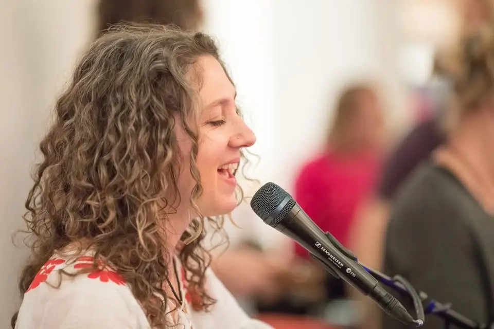 Kirtan with Ambika (plus livestream)