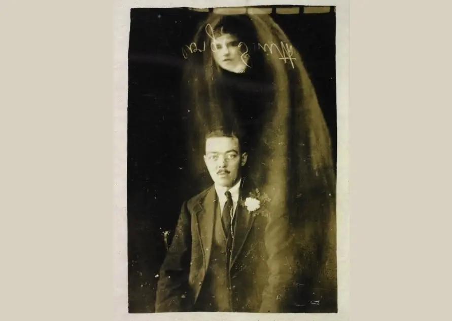 A Ghost in the Machine? Spirit Photography, c.1860-1930 Online and in-person talk