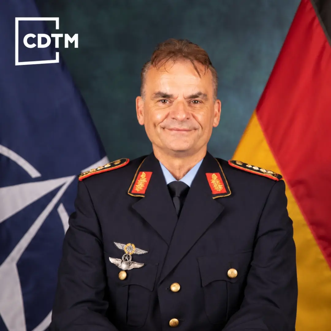 CDTM FIRESIDE CHAT: General Badia a.D.