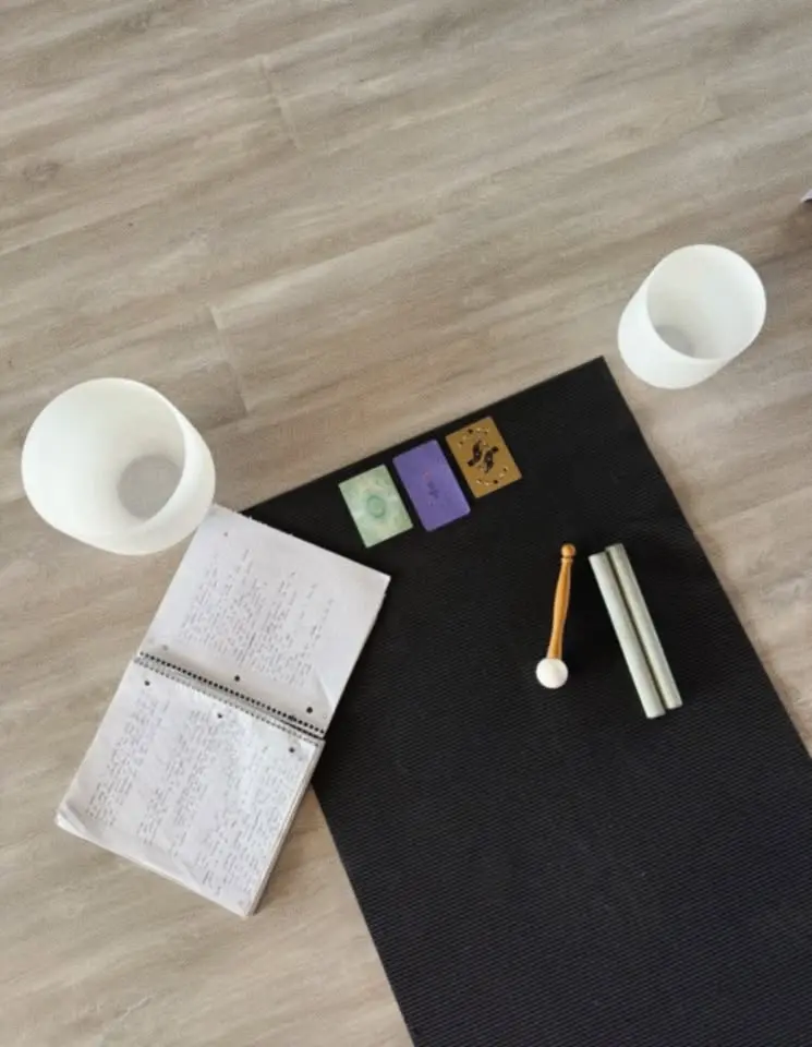 Women's Journaling, Intuitive Movement, & Sound Bath 