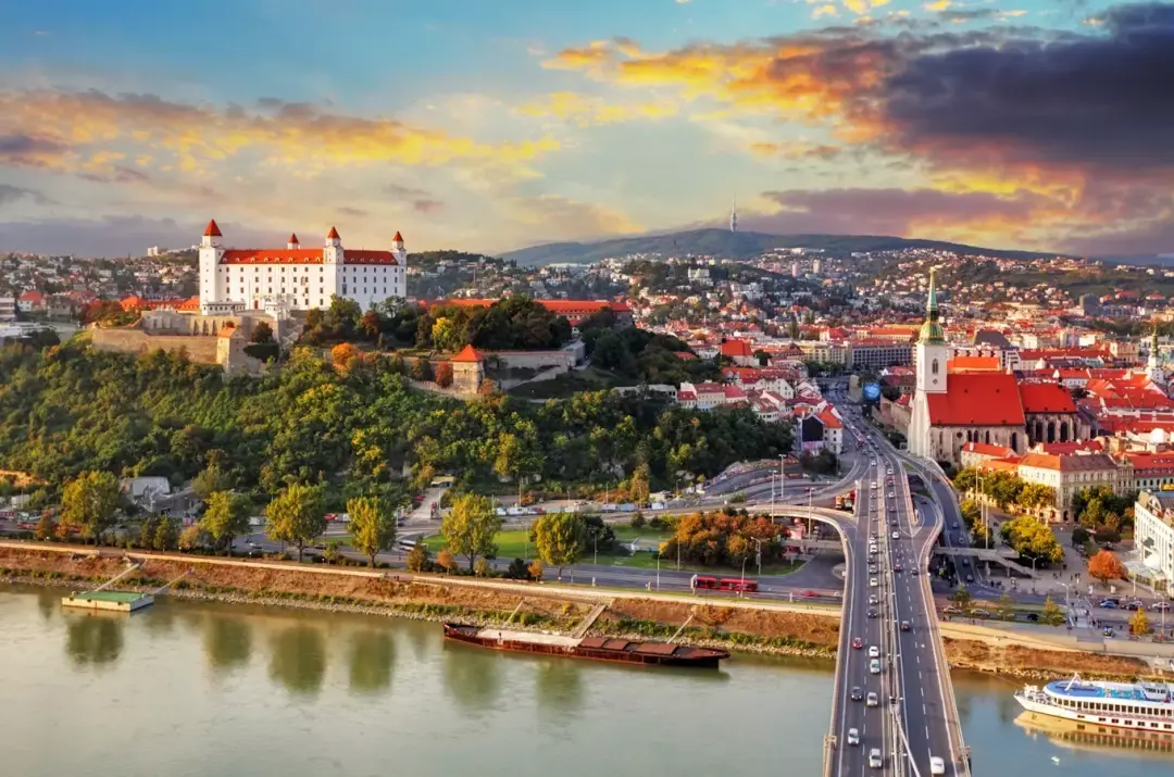12. Malešický blešák & Mikro Street Food Festival 2026