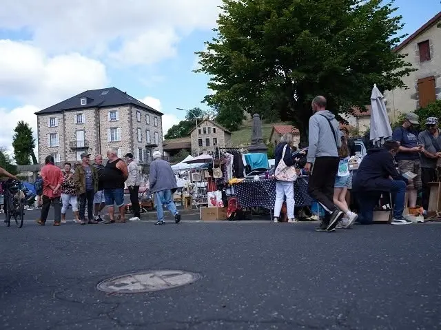 36 brocante et vide grenier 2 aout 2026 au vernet la varenne 