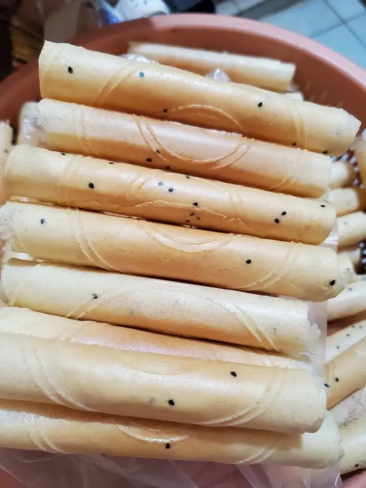 ທອງມ້ວນກະທິສົດ