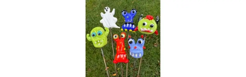 Monsters & Halloween Sculpted Glass Plant Stakes – October 3